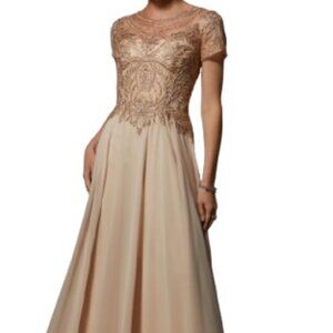 NWT MGNY By Mori Lee 71824 Chiffon Mother of the Bride Dress Champagne Size 12